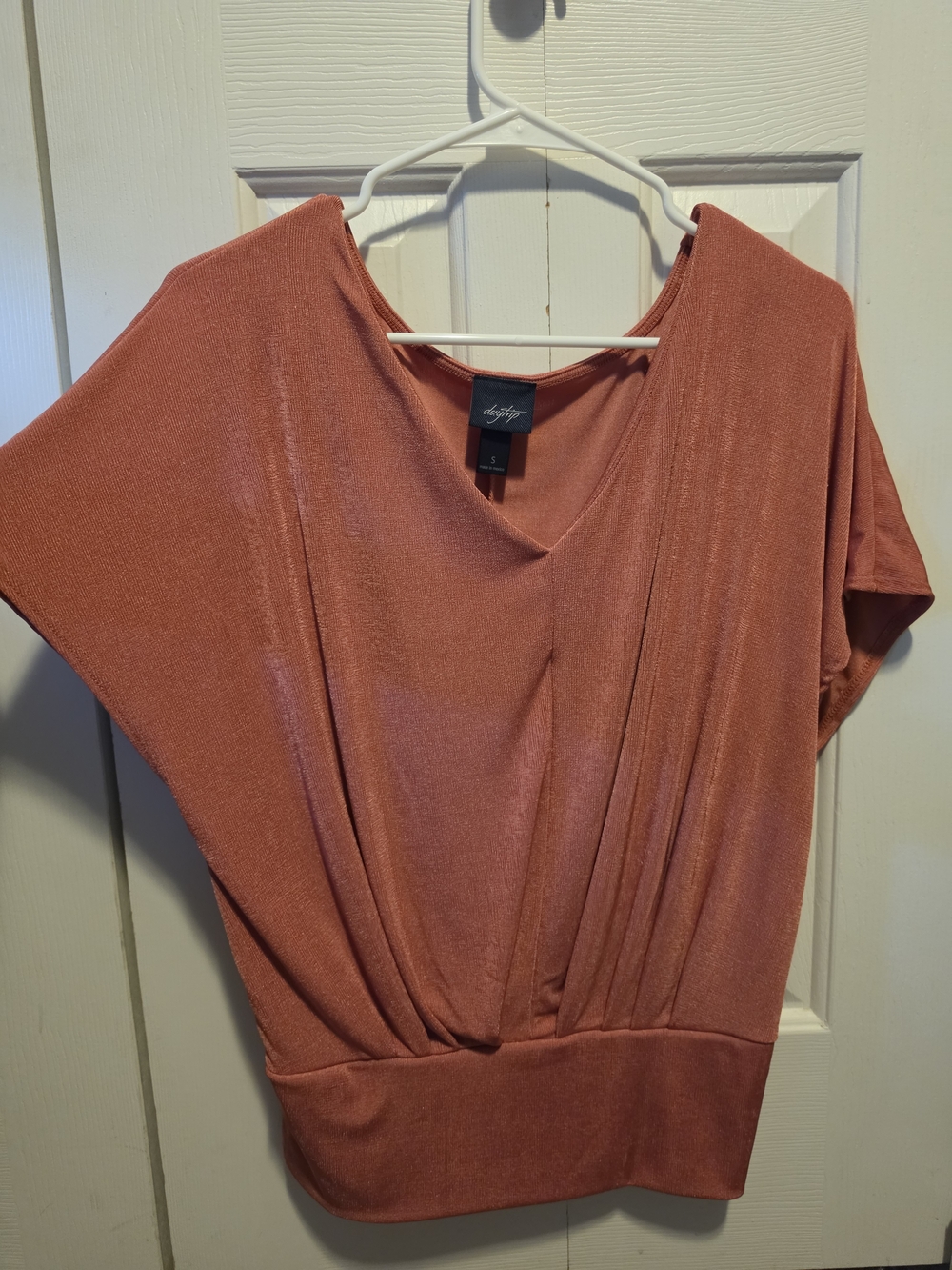 Daytrip Dusty Rose Shimmery V-Neck Drape Top
